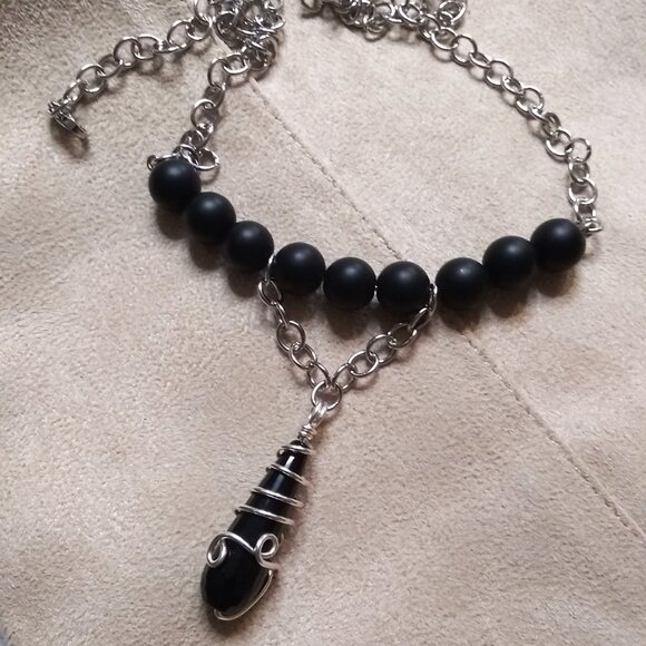 Sexy Seductive Business Casual Goth Grunge Domme | Caged Onyx + Stone Necklace - Picture 5 of 7